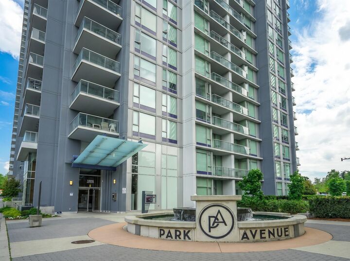 Property Photo: 13696 100 Avenue 4701 BC V3T 0L5