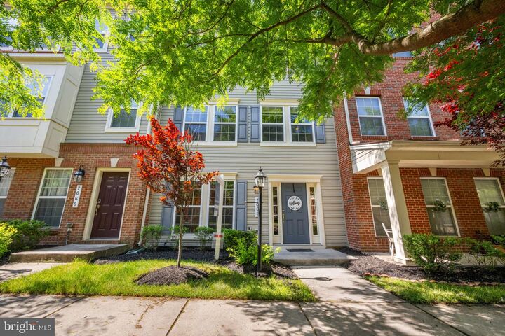 Property Photo:  7062 Foxton Way  MD 21076 