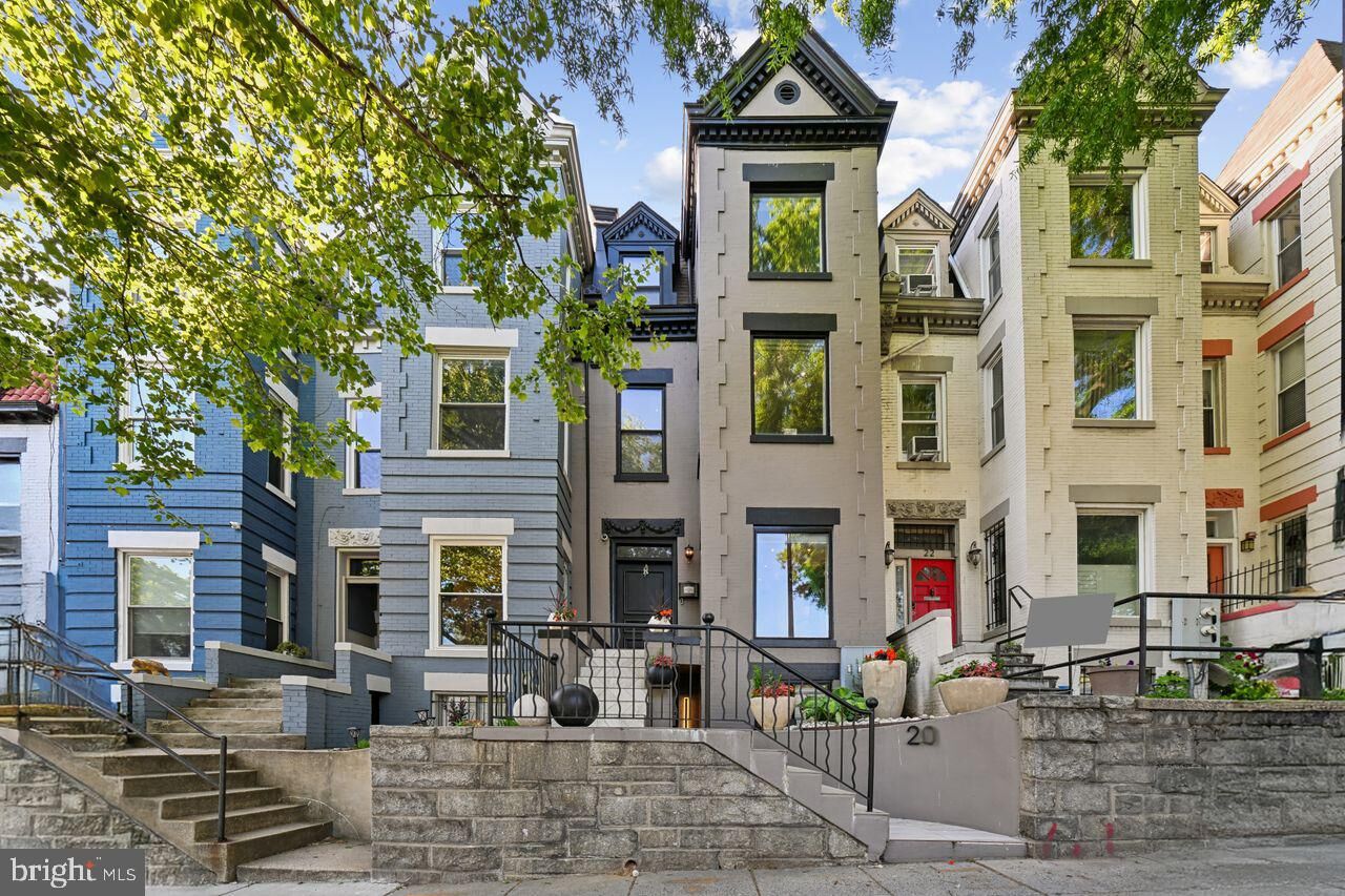 Property Photo:  20 Rhode Island Avenue NE  DC 20002 