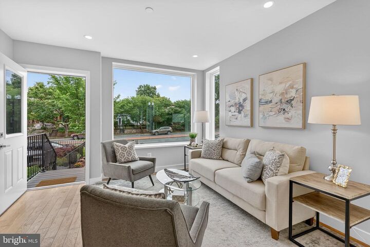 Property Photo:  1516 North Carolina Avenue NE A  DC 20002 