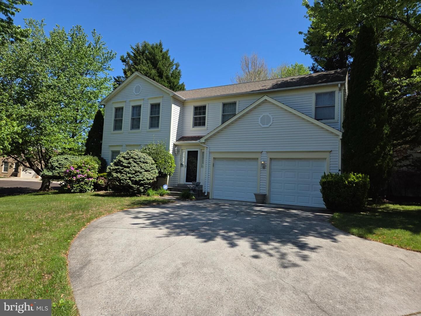 Property Photo:  12007 Leatherbark Way  MD 20874 