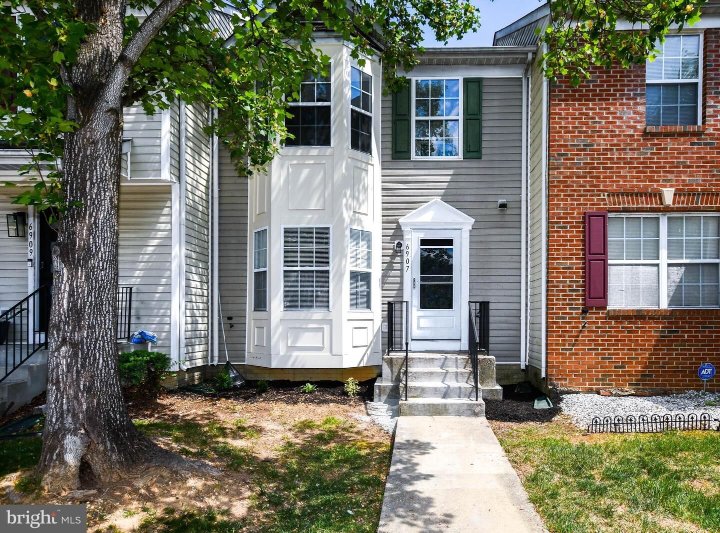 Property Photo:  6907 Wildrose Court  MD 20747 