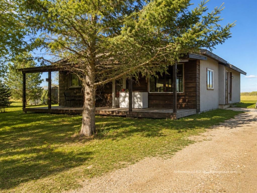 Property Photo:  9131 40 Road East  MB R0A 2K0 