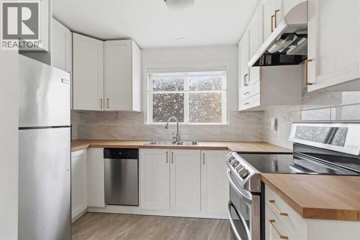 Property Photo:  600 Signal Road  AB T9H 3Z4 