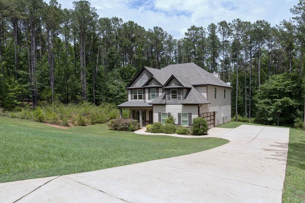 Property Photo: 301 Ross Road GA 31831