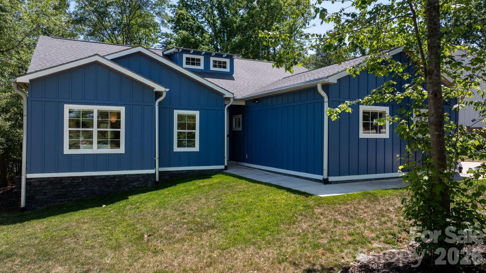Property Photo:  3813 54th Avenue NE  NC 28601 