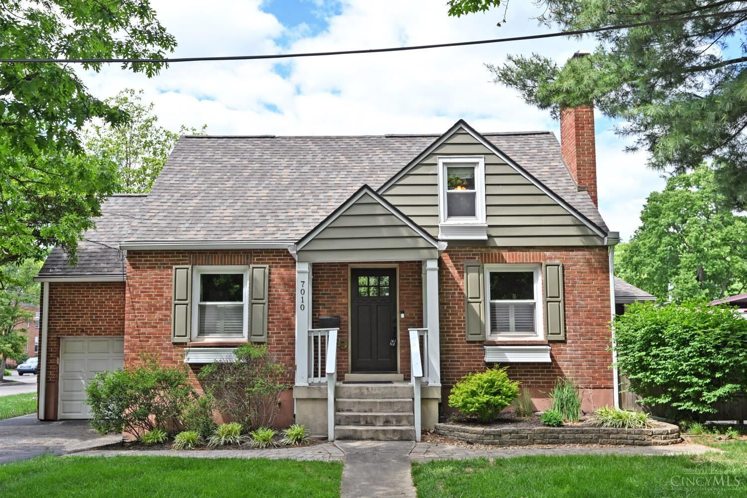 Property Photo:  7010 Wooster  OH 45227 