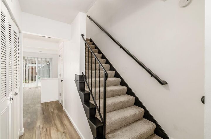 Property Photo:  1308 Woodbrook Lane  OH 43223 