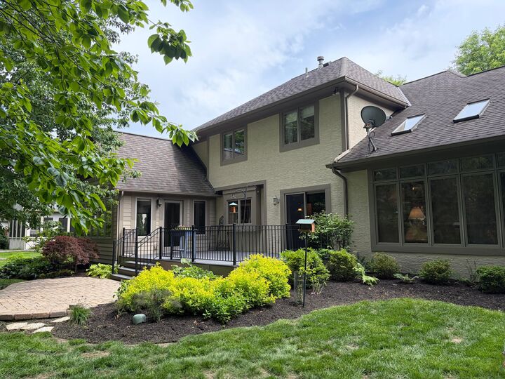 Property Photo:  980 Landings N Loop  OH 43082 