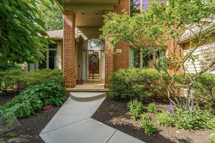 Property Photo:  980 Landings N Loop  OH 43082 
