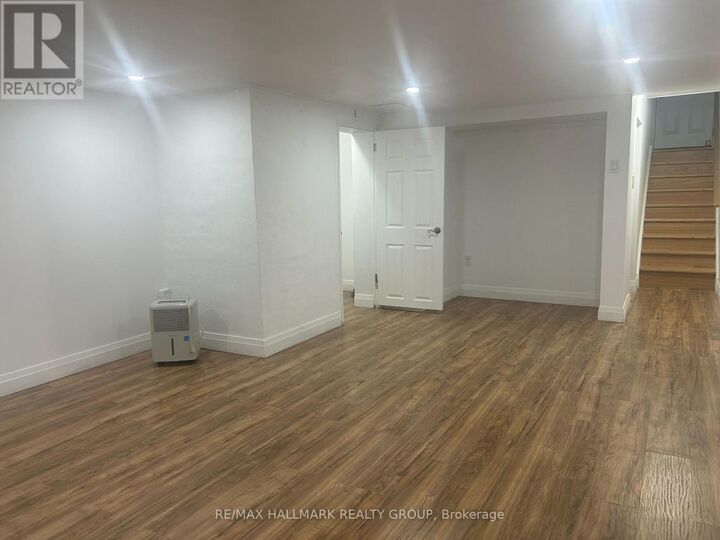 Property Photo:  1540 Maxime Street B  ON K1B 3L1 