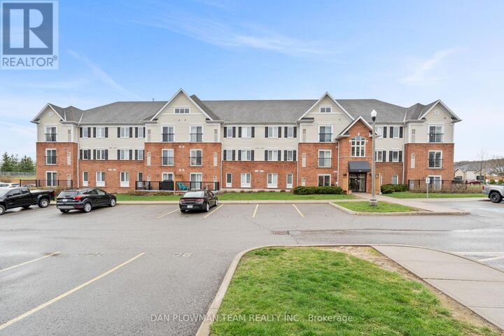 Photo de la propriété:  306 Spillsbury Drive 209  ON K9K 0B5 