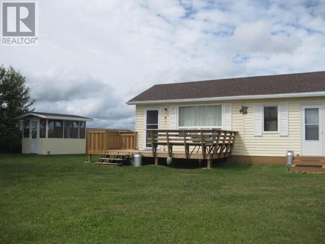 Property Photo:  173 Highway 600  ON P0W 1L0 