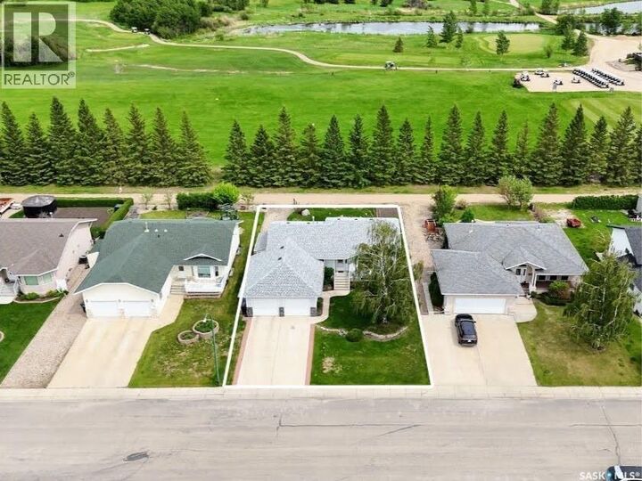 Photo de la propriété:  1306 4th Street  SK S0K 2A0 