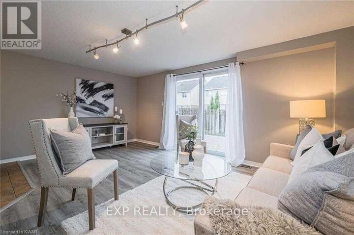 Property Photo:  27 Max Becker Drive  ON N2E 3V7 