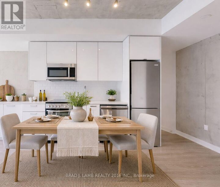 Property Photo:  284 King Street East 1302  ON M5A 1K4 