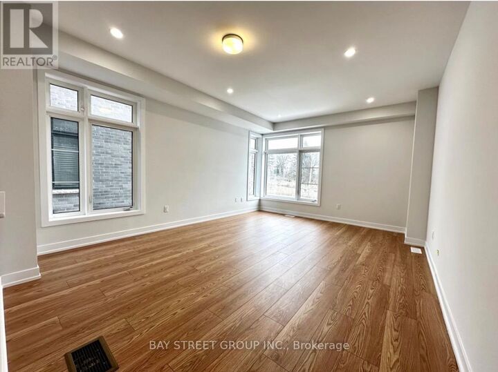 Property Photo:  1816 Donald Cousens Parkway  ON L6B 0V5 