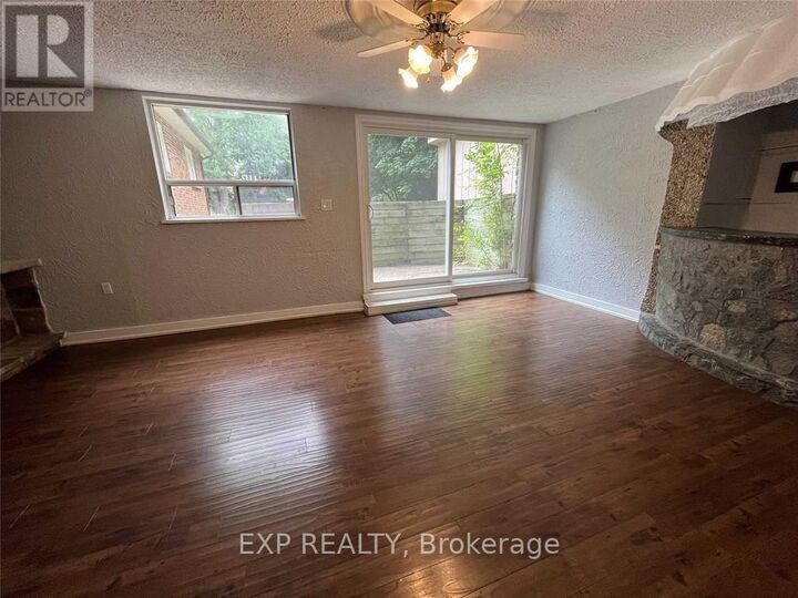 Property Photo:  254 Hillside Drive Bsmt  ON L5M 1G5 