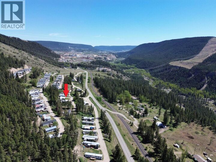 Property Photo: 560 Soda Creek Road 17 BC V2G 5E7