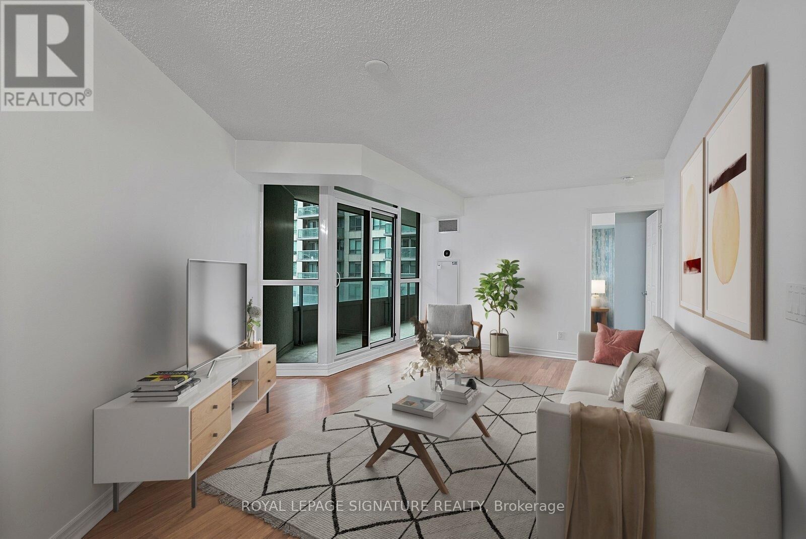 Property Photo:  19 Grand Trunk Crescent 801  ON M5J 3A3 