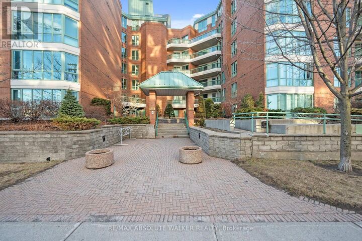 Property Photo:  540 Cambridge Street South 113  ON K1S 5M7 