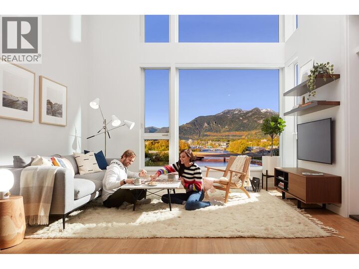 Property Photo:  1500 Scott Crescent 621  BC V8B 1G4 