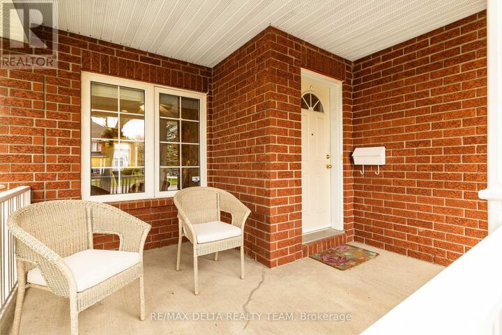 Property Photo:  859 Giant Cedars Crescent  ON K1V 1P1 