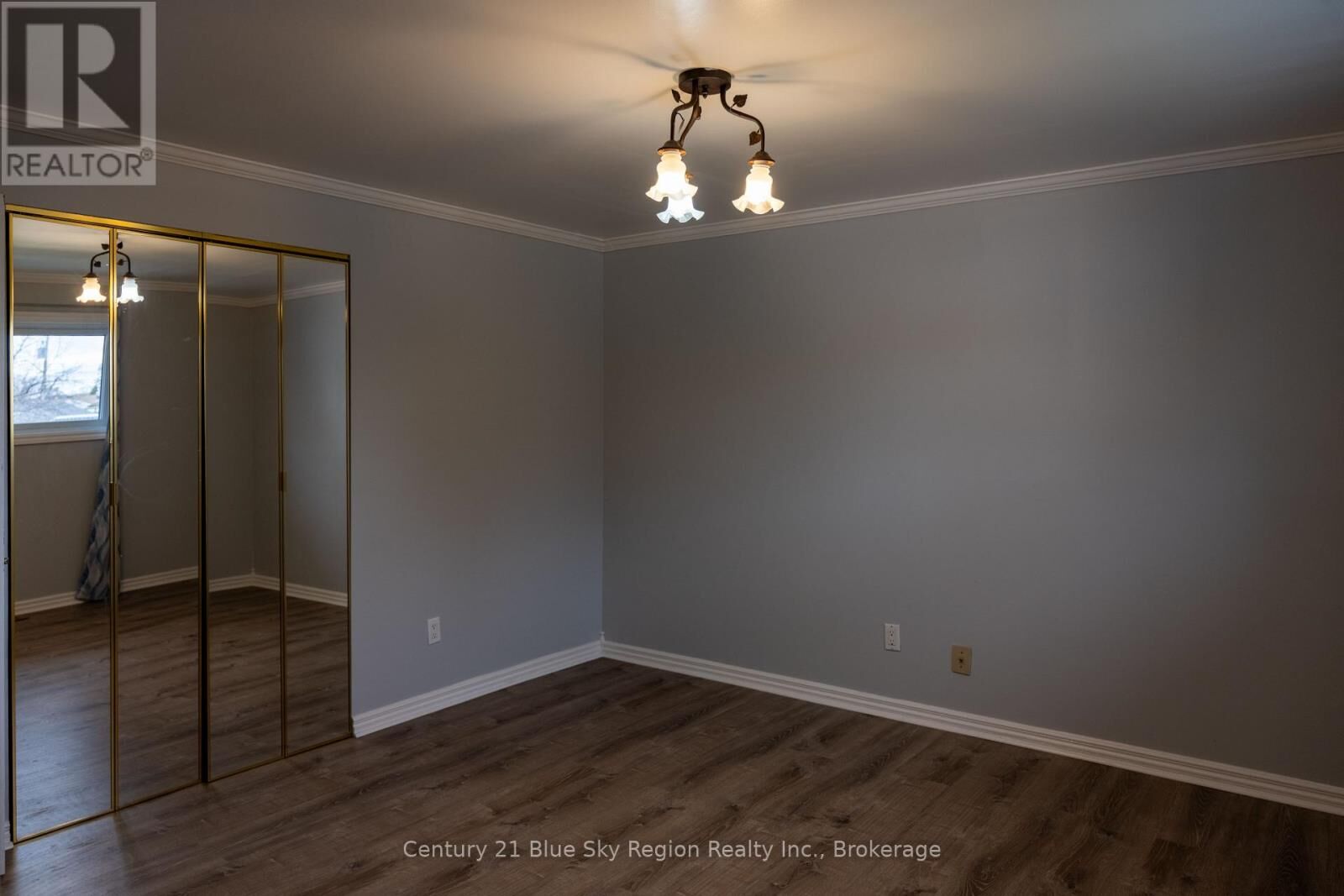 Property Photo:  22 Nightingale Drive  ON P1A 2R2 