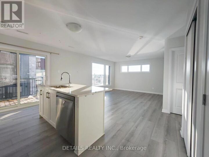 Property Photo:  1503 Creekway Private  ON K2T 0T1 