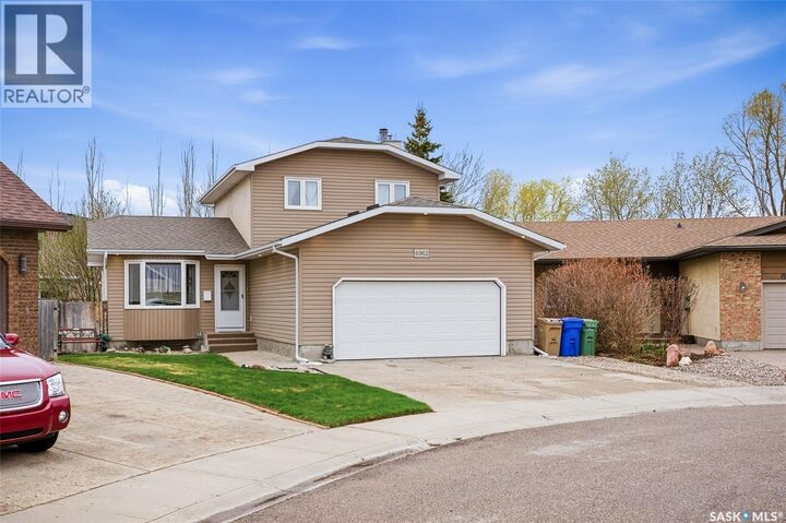 Property Photo: 6962 Maple Brook Crescent SK S4X 4J3
