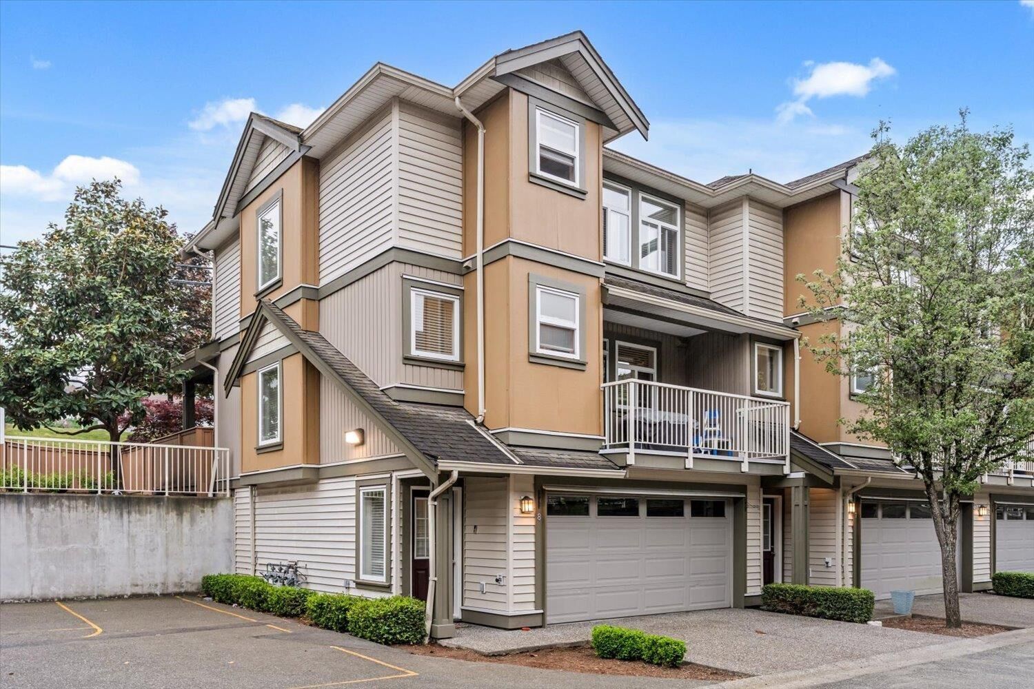 Photo de la propriété:  5623 Teskey Way 8  BC V2R 0K9 