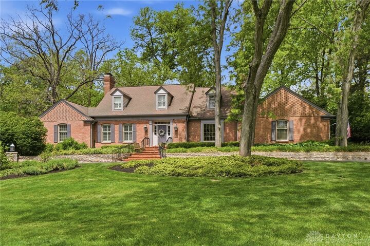 Property Photo:  789 Plantation Lane  OH 45419 