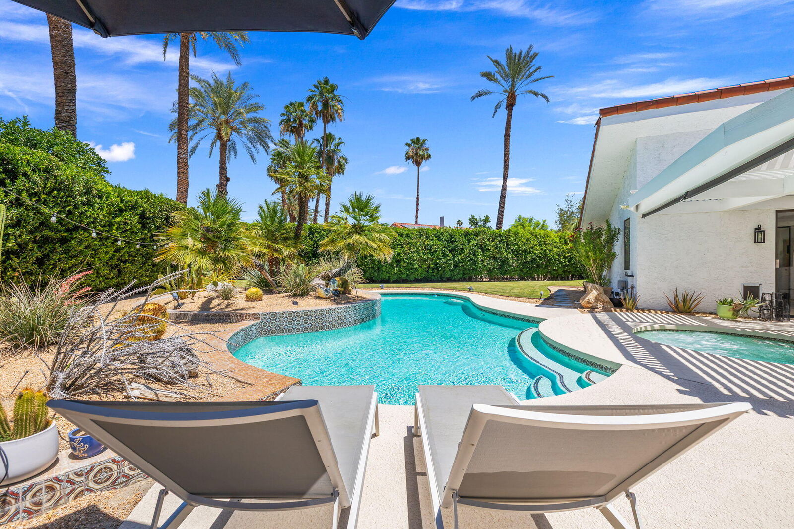 Property Photo: 4 Lincoln Place CA 92270