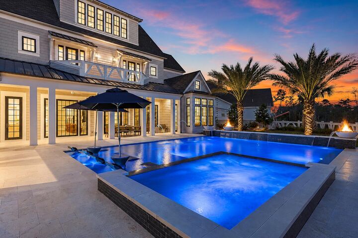 Property Photo:  107 Quail Hollow Court  FL 32461 