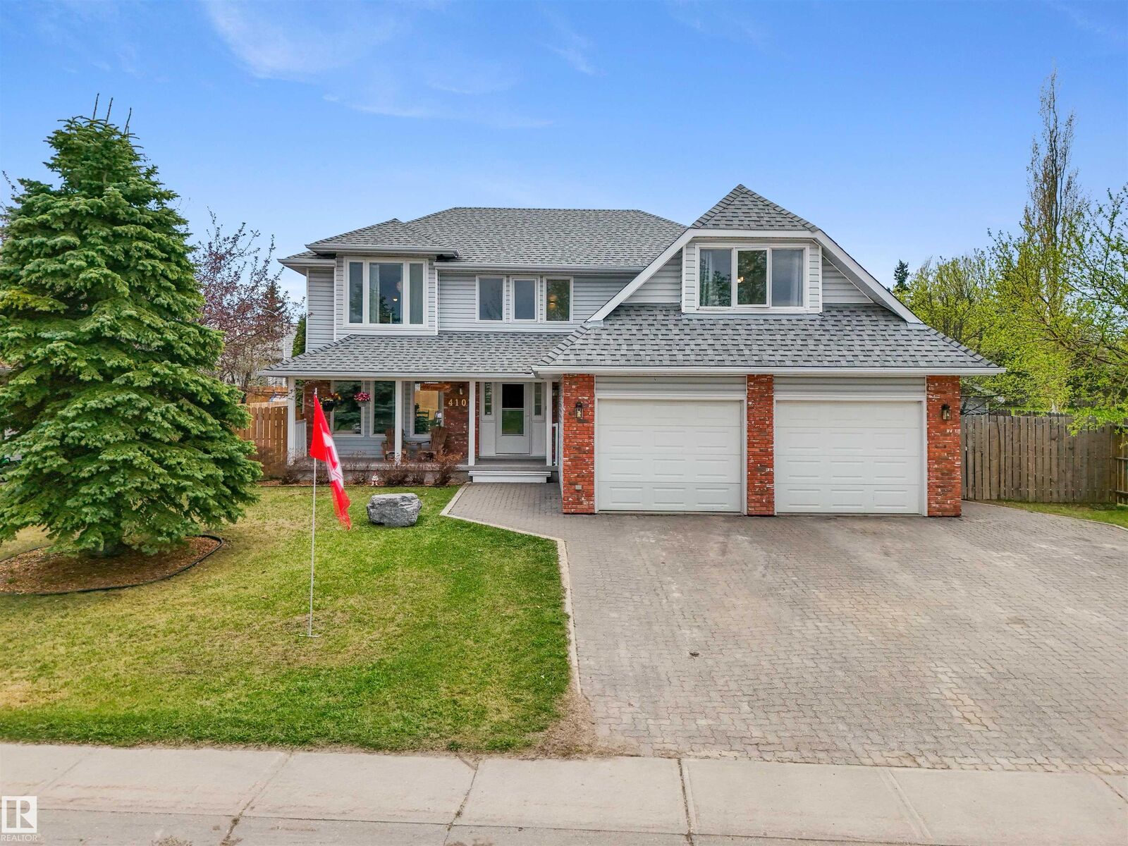 Property Photo:  4107 Mackenzie Avenue  AB T7A 1A9 