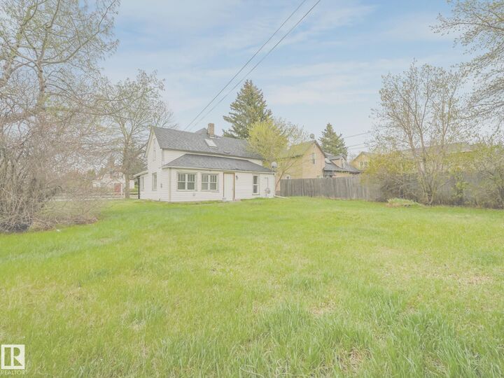 Property Photo:  4322 53 Street  AB T9A 1R1 