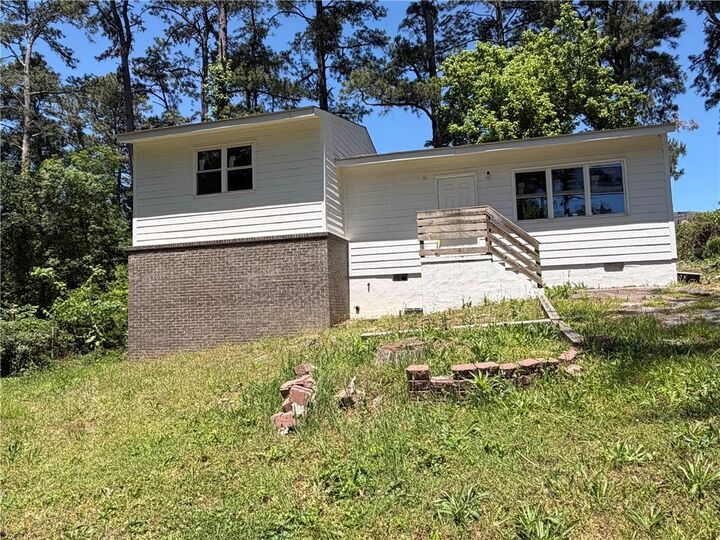 Property Photo:  2027 Kenwood Road SE  GA 30082 