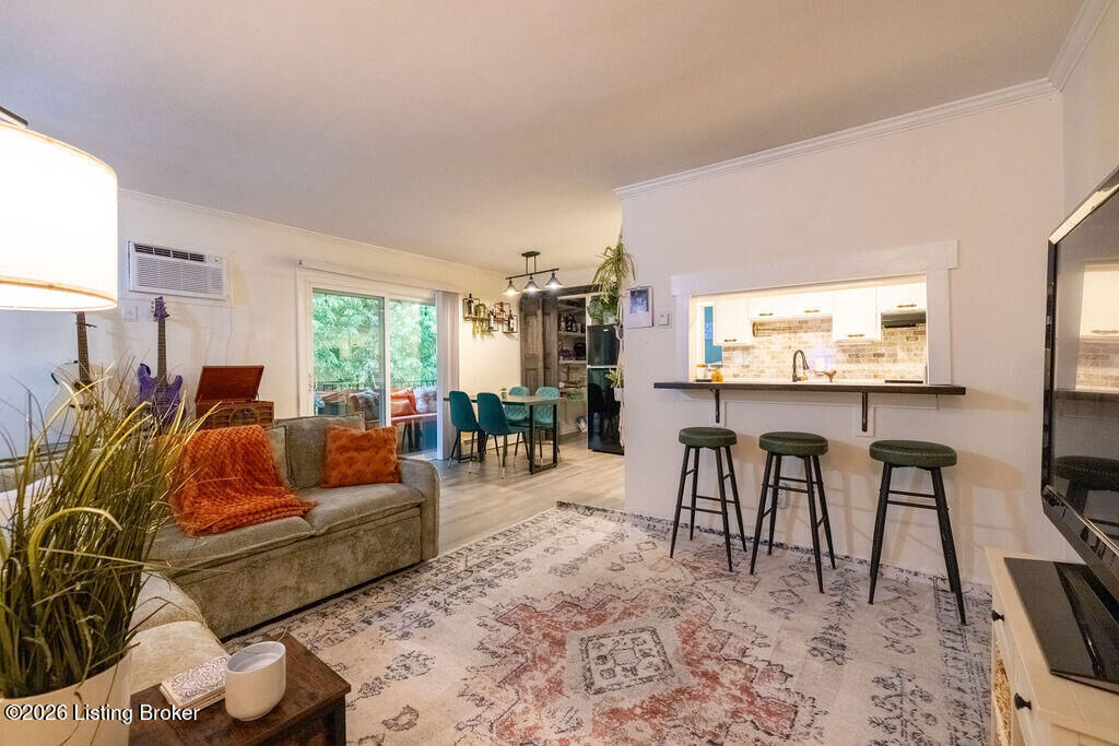 Property Photo: 3501 Illinois Ave Apt D8 KY 40213