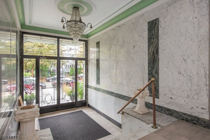 Property Photo:  45 N Fullerton Ave 304  NJ 07042 