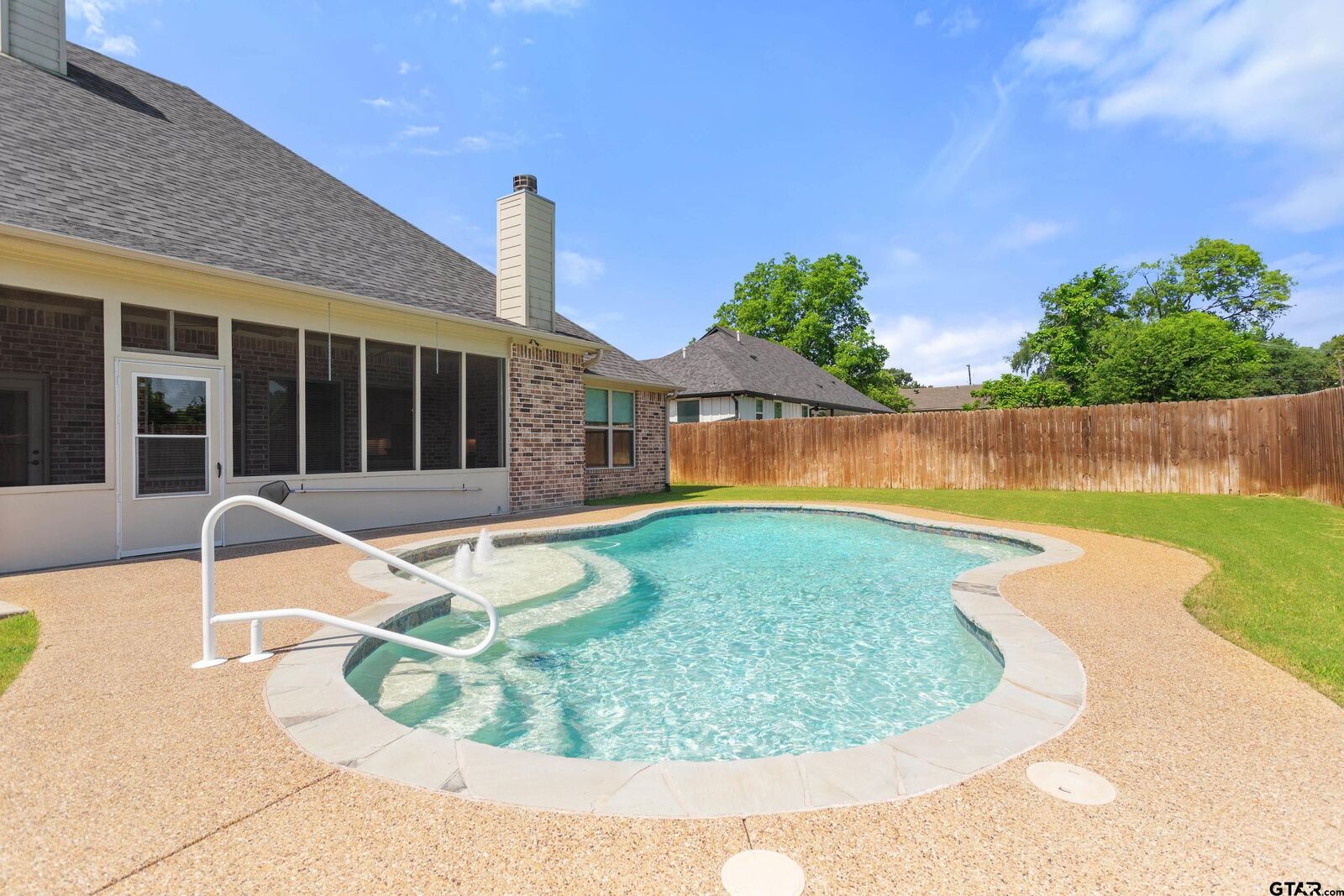 Property Photo: 105 Nathan Rd. TX 75758