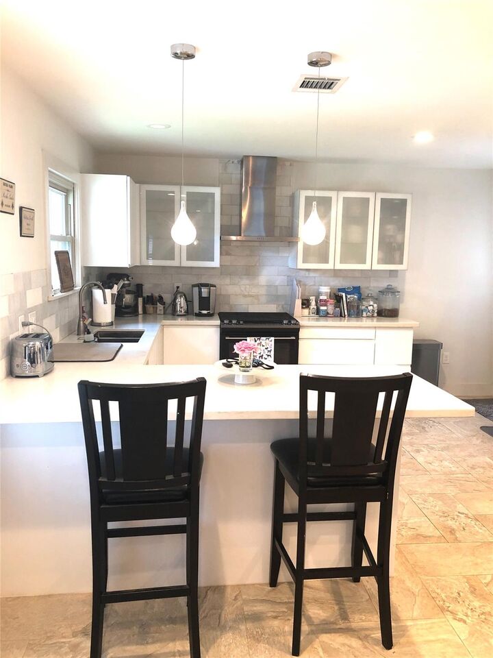 Property Photo: 4715 Laurel Street TX 77401