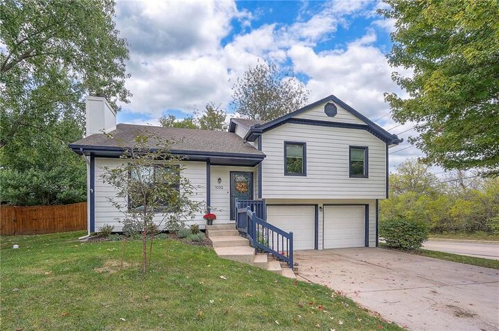 Property Photo:  1032 NE Bristol Drive  MO 64086 