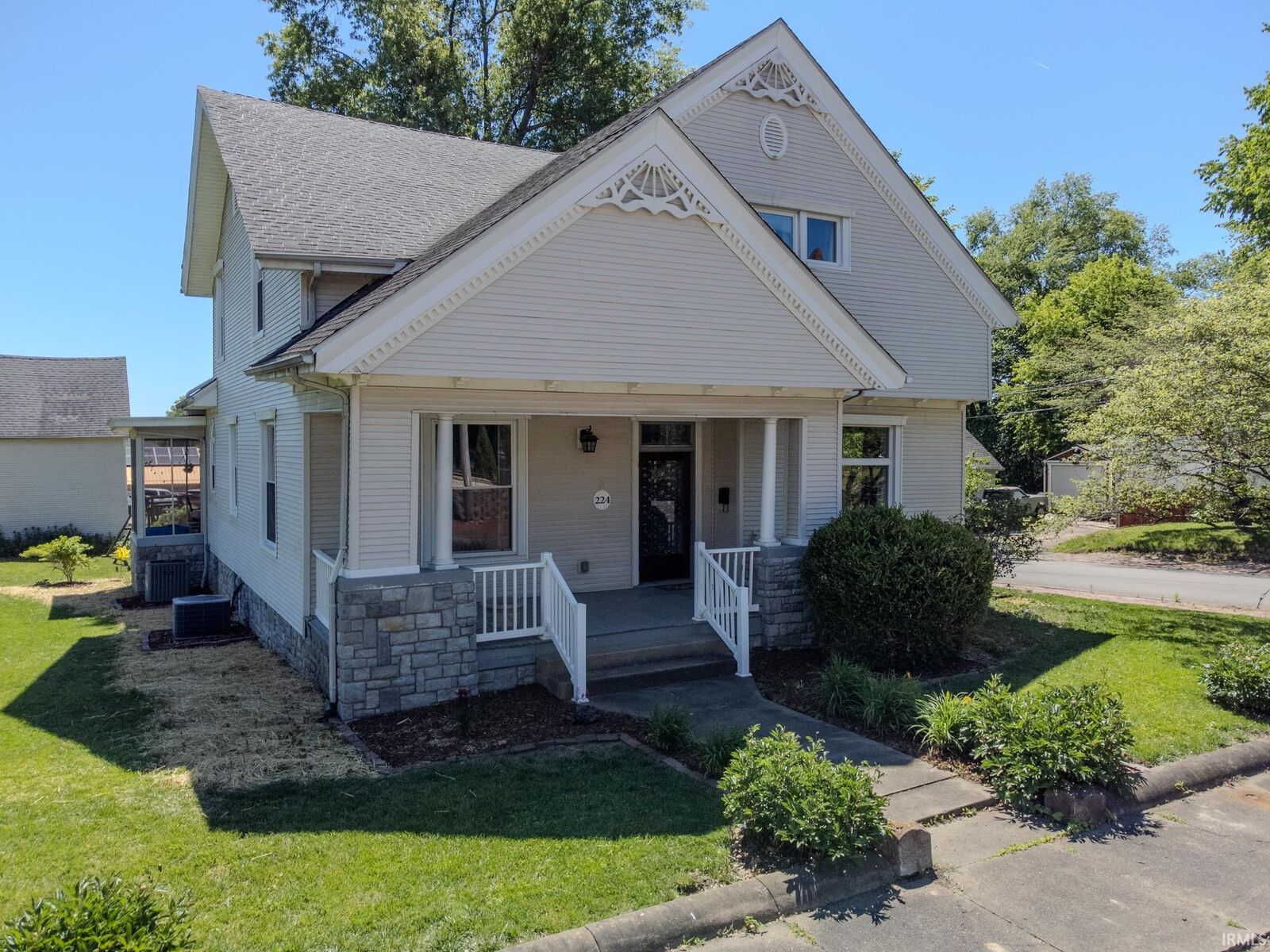 Property Photo:  224 S First Street  IN 47601 