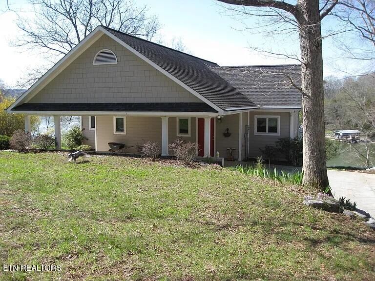 Property Photo:  104 Hilltop Drive  TN 37763 