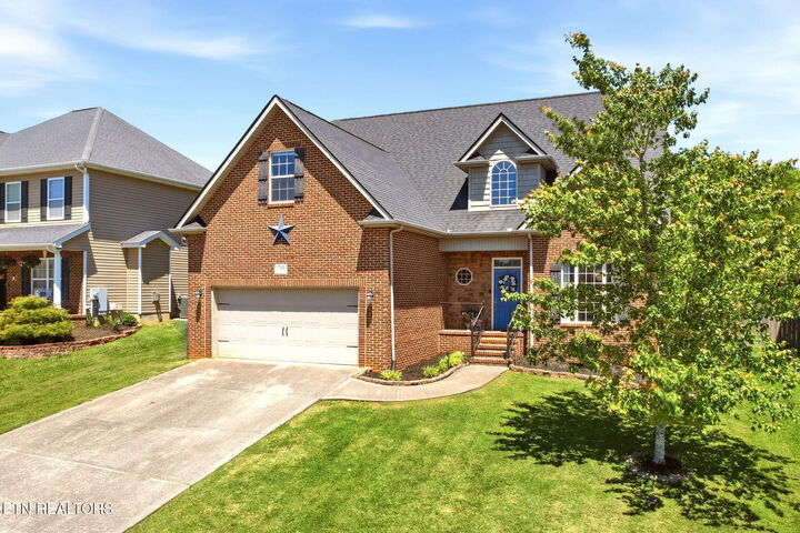 Property Photo:  1745 Point Wood Drive  TN 37920 