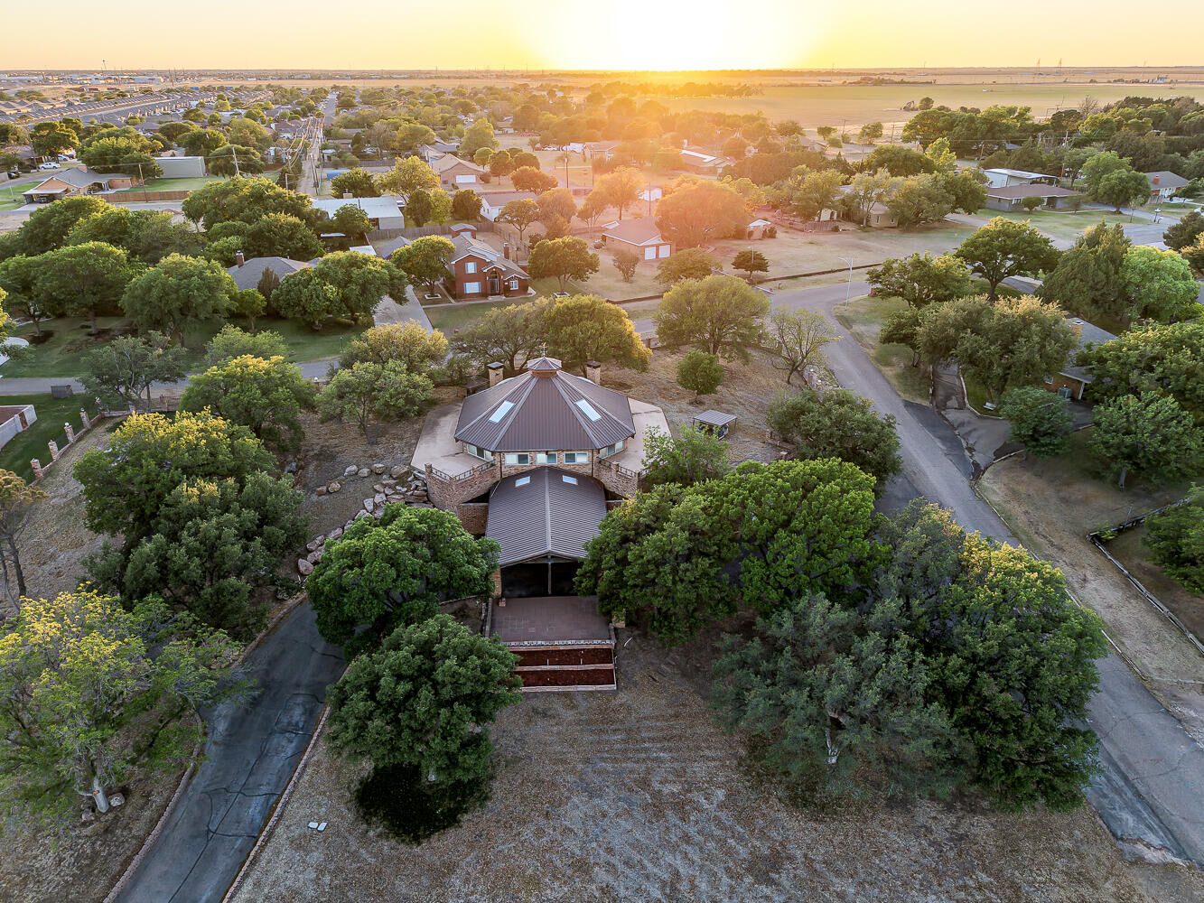 Property Photo:  409 Mill Road  TX 79403 