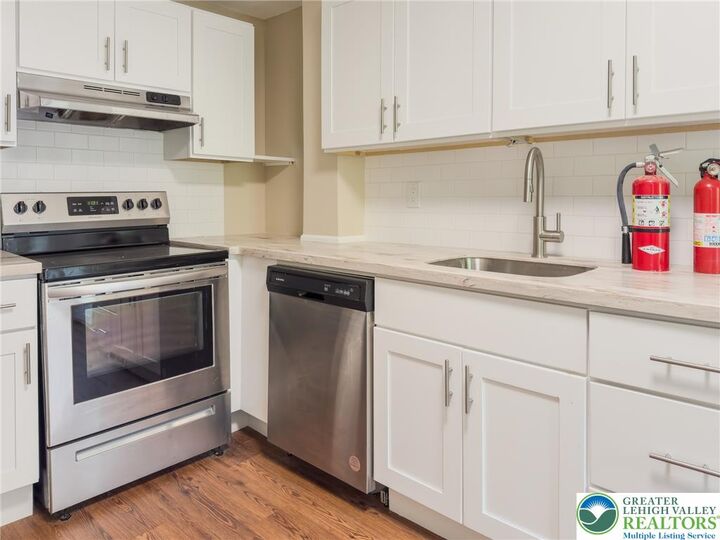 Property Photo:  715 Cattell 2  PA 18042 