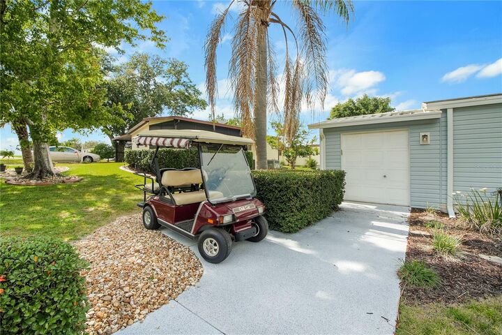 Property Photo:  1202 Pompano Lane  FL 32159 