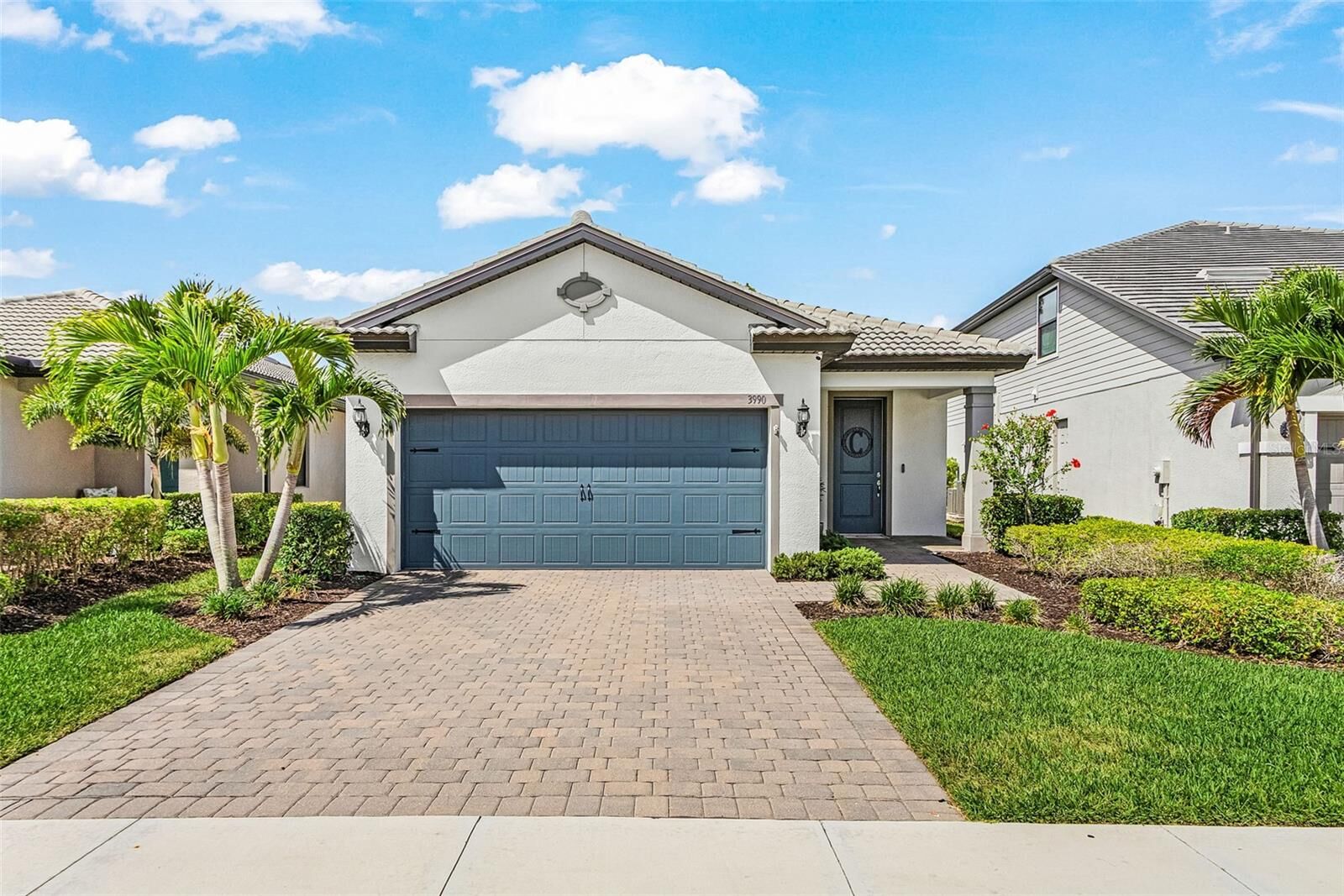 Property Photo:  3990 Spotted Eagle Way  FL 33966 