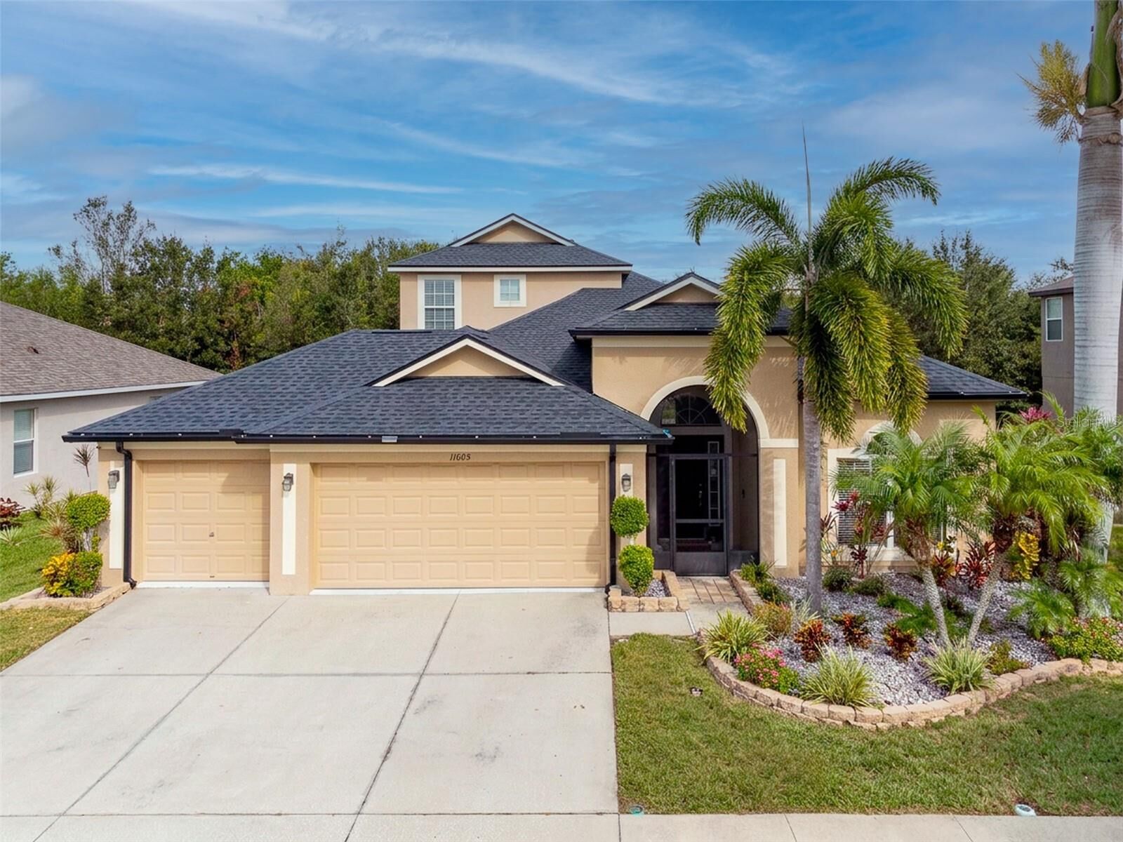 Property Photo:  11005 Rockledge View Drive  FL 33578 
